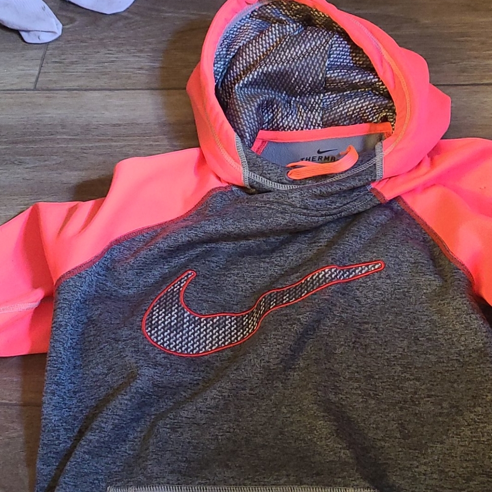 Therma-Fit Nike Hoodie